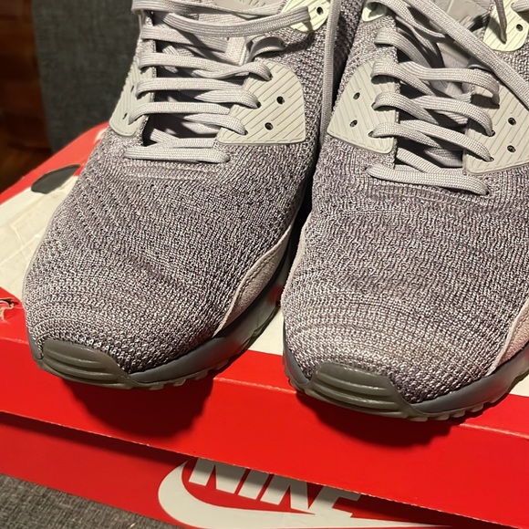 Nike Air Max 90 Ultra 2.0 Flyknit - Picture 5 of 13
